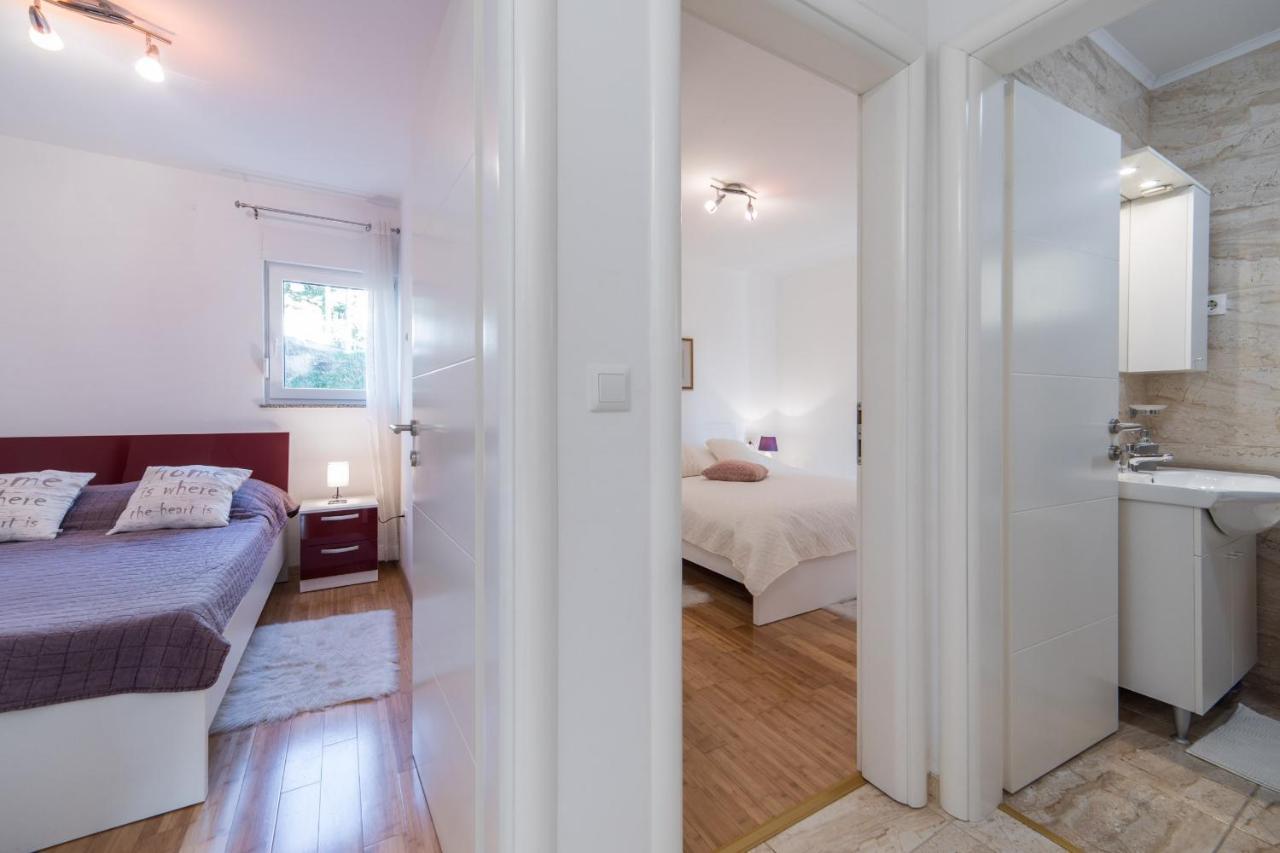 Apartments Crystal Makarska Ngoại thất bức ảnh