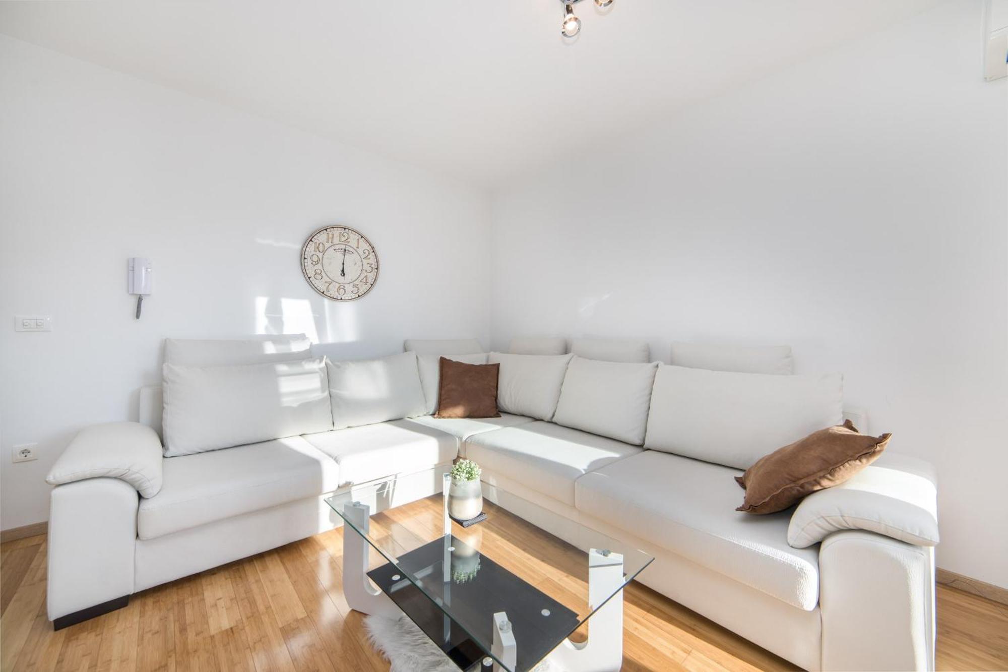 Apartments Crystal Makarska Phòng bức ảnh