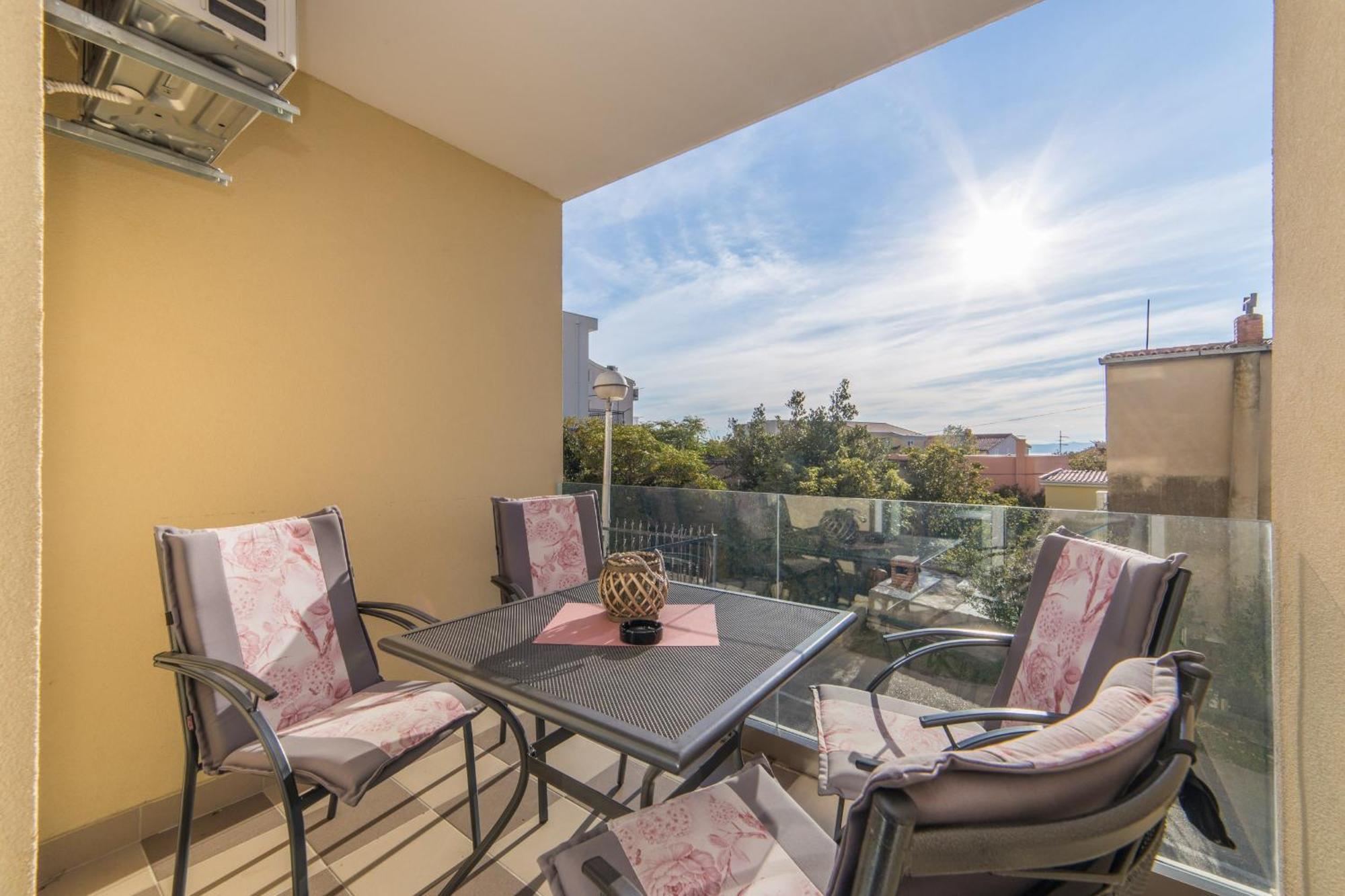 Apartments Crystal Makarska Phòng bức ảnh