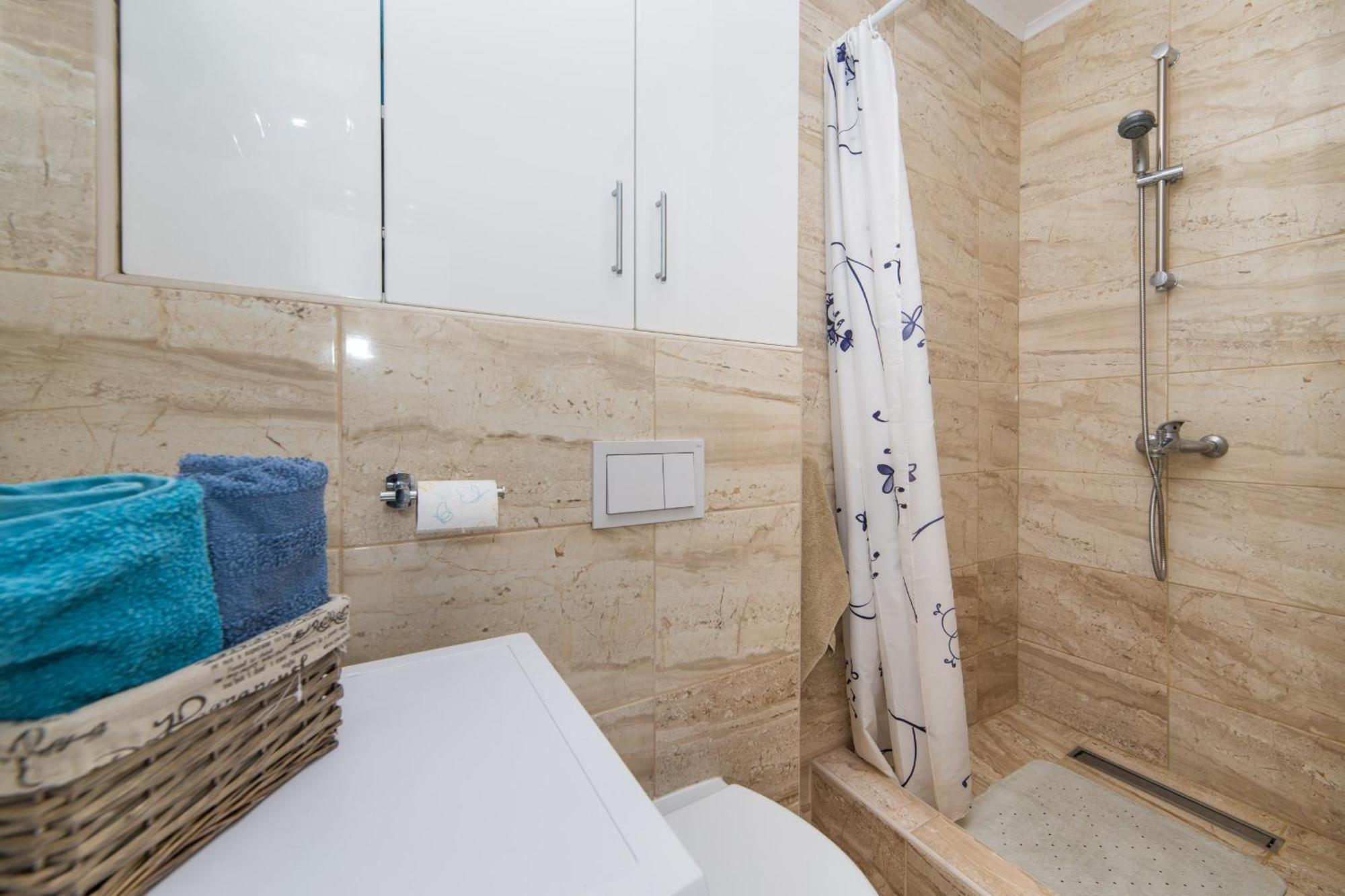Apartments Crystal Makarska Phòng bức ảnh